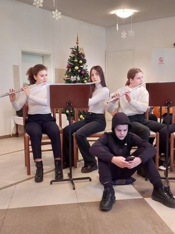 IMG-0098ac61d29c4e95471c72499de23318-V