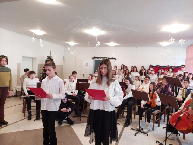 IMG-1b6a1b9062efb8a69bde133f47c8171d-V