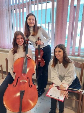 IMG-747b7effae2cfd7f96c53d3380231141-V