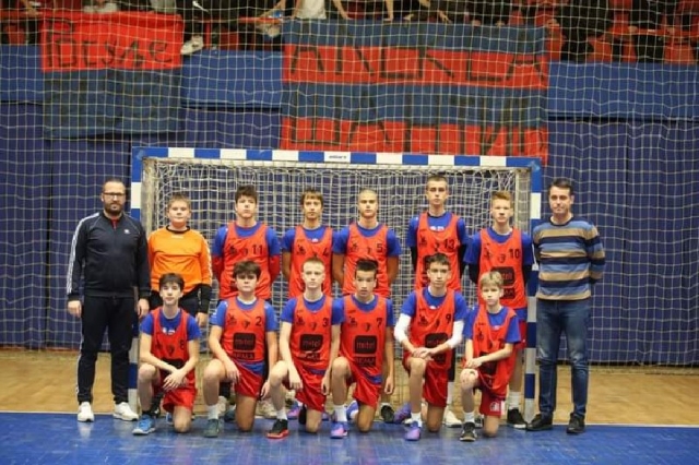 mini-FB_IMG_1669149587263