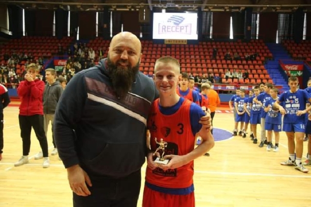 mini-FB_IMG_1669149634958