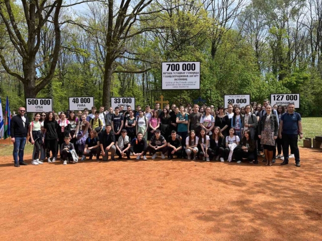 IMG-62ebd8d54955d0a1648d1fa59d8ff8bf-V