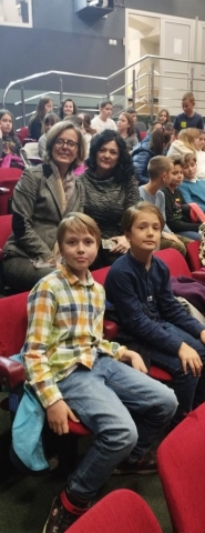 IMG-f600dd9fee8ec6c1a8b44e00c112d42a-V