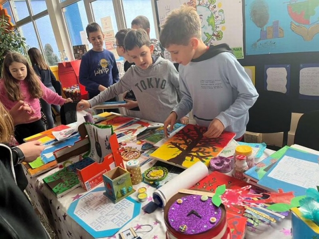 mini-19a06cd4-328c-4bbb-bb69-4d98af2b1fad