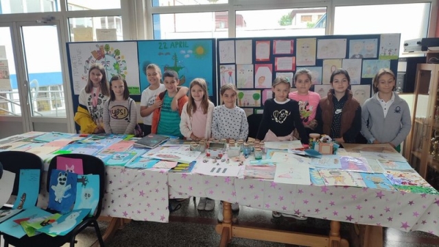 mini-4402969a-6d25-4c93-9931-a450d50c32a1