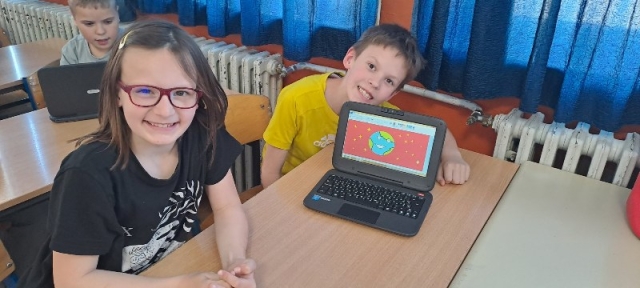 mini-IMG-3f0f8bfd106cecb1cc95707511a2564f-V