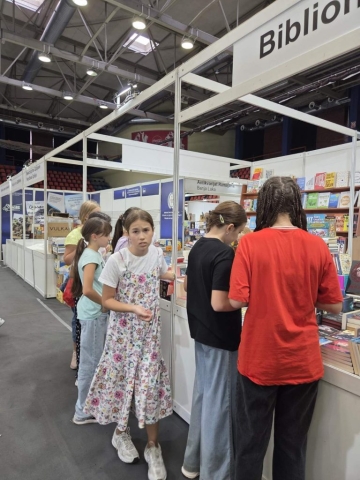 IMG-c2f4da589c932b82931b52e1630acdf1-V