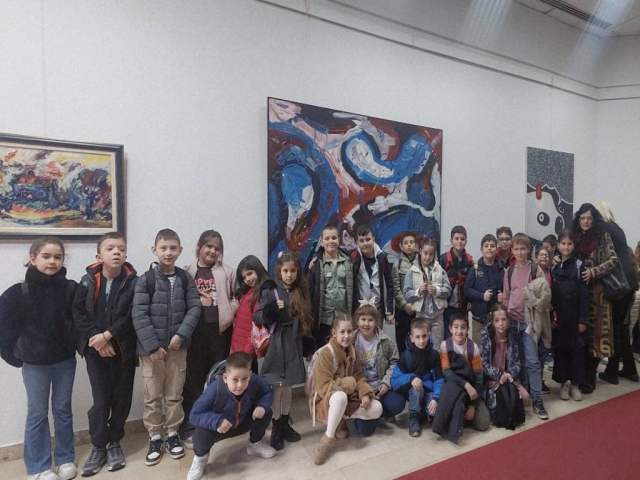 IMG-8e3907d99bdd0580abf66e5cee0f8516-V