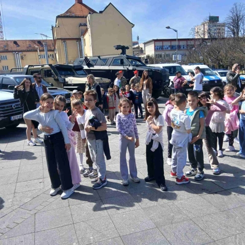 IMG-9b5078aed0f24203ad55f165cf7915a1-V