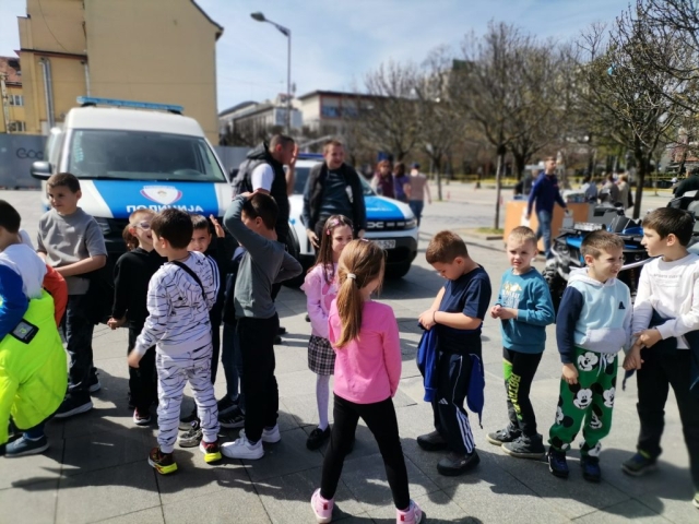 IMG-bb788bb93002758f97b5140cd8caabde-V